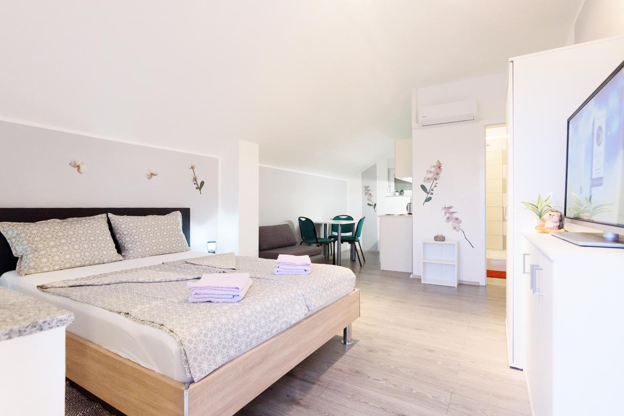 Apartmani Orhideja Gornji Karin Exterior photo